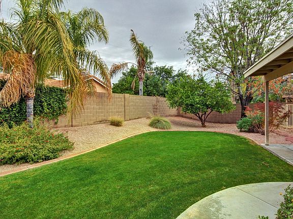4th image of 3322 E Menadota Dr