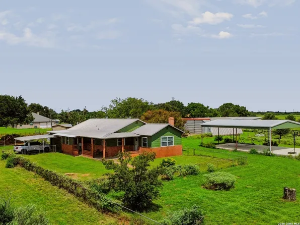 15637 KILOWATT RD, Elmendorf, TX 78112