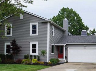 389 Seneca Ct, Avon Lake, OH 44012