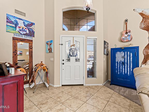 5th image of 1124 E Jahns Drive