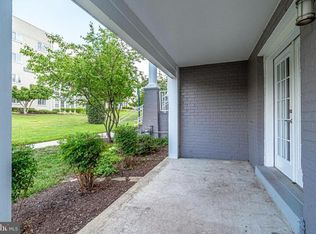 4111 S Four Mile Run Dr UNIT 204, Arlington, VA 22204