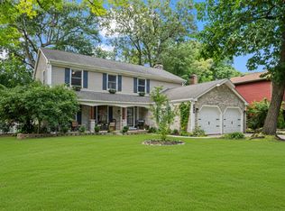 250 Roslara Ct, Bartlett, IL