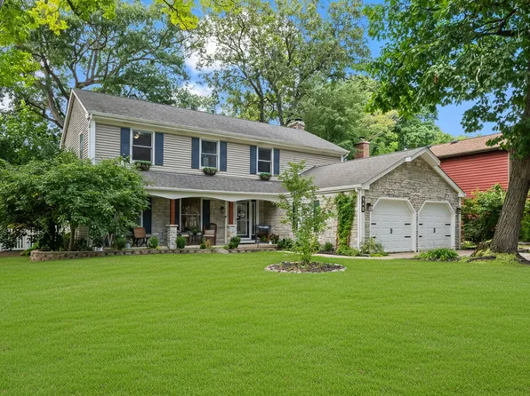 250 Roslara Ct, Bartlett, IL 60103