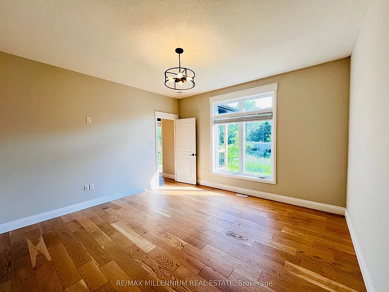 7 Rea Ct — Photo 16
