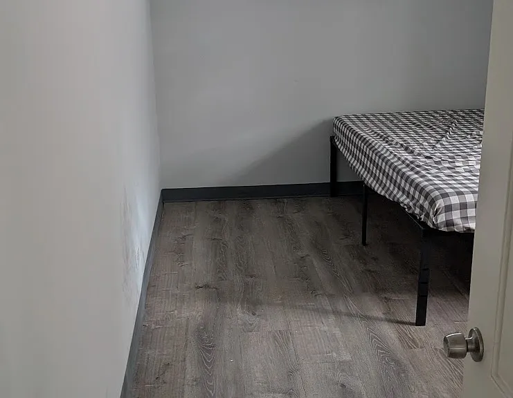 2846 S Union Ave — Photo 15