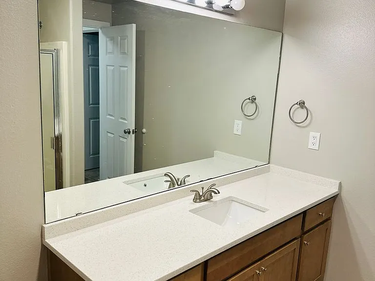 710 SE 135th Ct — Photo 21