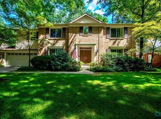 4550 Vicksburg Dr, Sylvania, OH 43560
