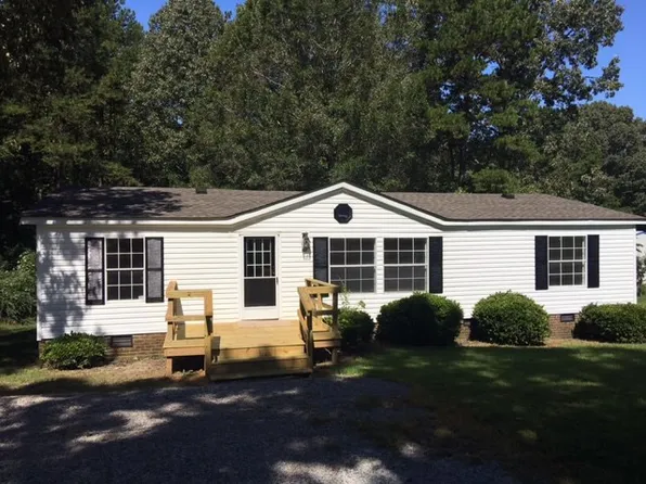 525 Anderson Cir, Henderson, TN 38340