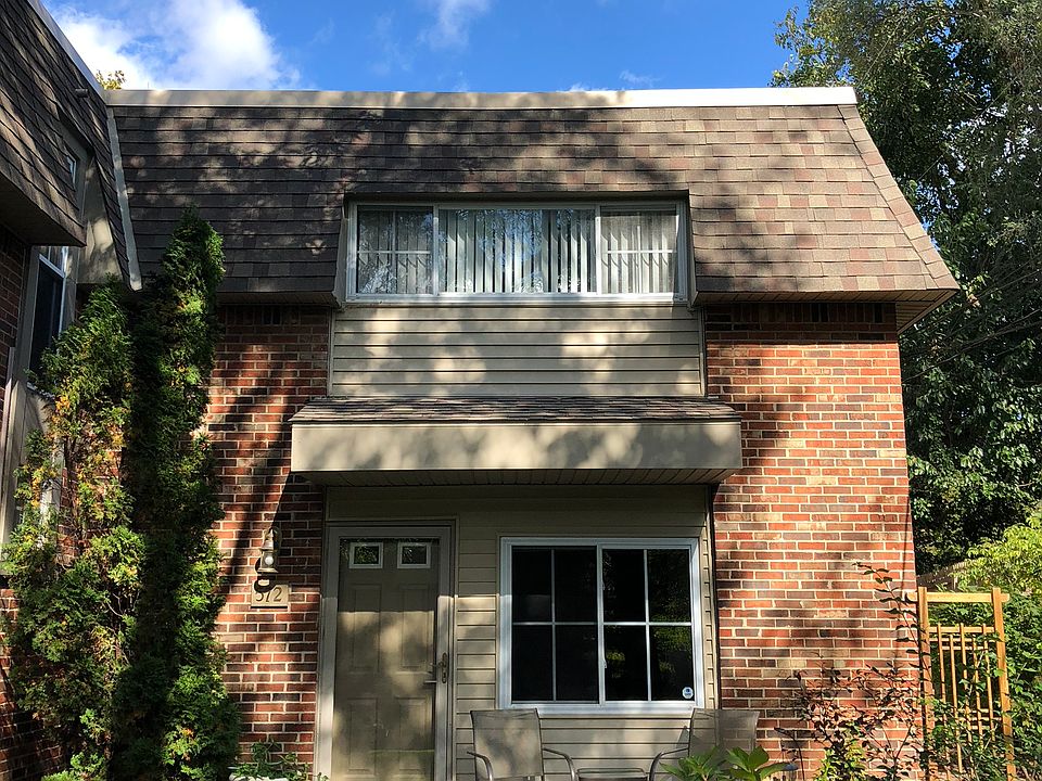 1st image of 572 Kellogg St