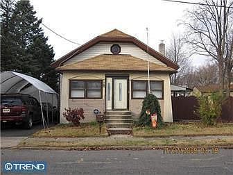 Home for Sale in GLENDORA, NJ $160,000