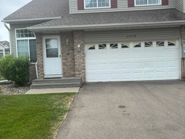 6193 Courtly Rd APT E, Saint Paul, MN 55125