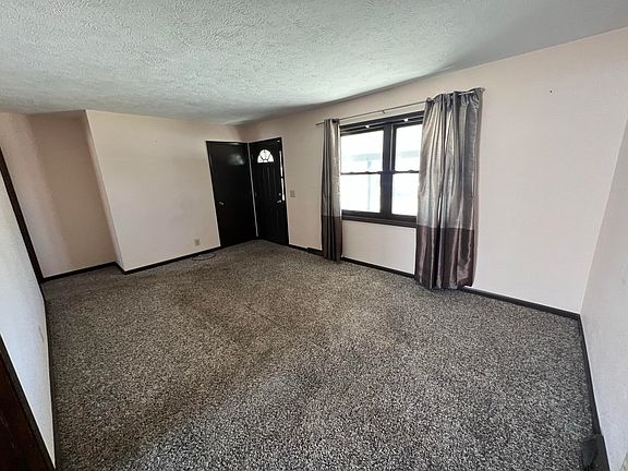 3rd image of 804 Jan Ave