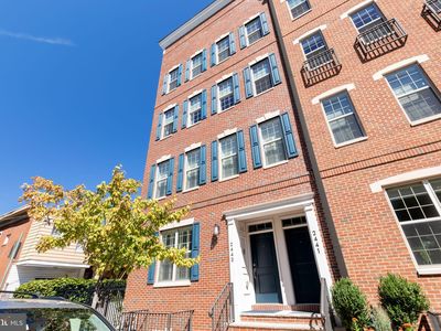 2443 Bainbridge St, Philadelphia, PA, 19146