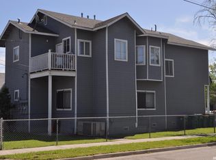 1401 E Park St, Stockton, CA