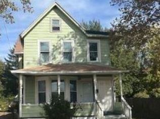 1427 E 51st St, Cleveland, OH 44103