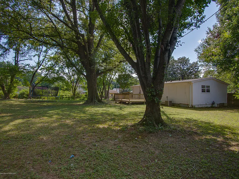 1707 Swayze Cv — Photo 12
