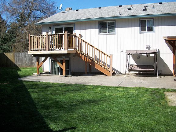 4th image of 10921 NW 4th Ave