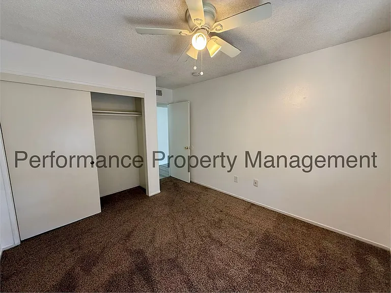 Crest View Apartments — Photo 7