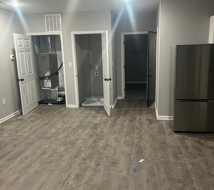 1st image of 2303 Whittier Ave APT 1