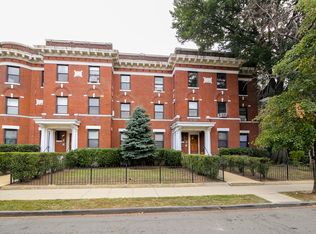 147 R St NE APT 11, Washington, DC 20002