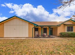 717 Ridgeway Rd, Joshua, TX 76058