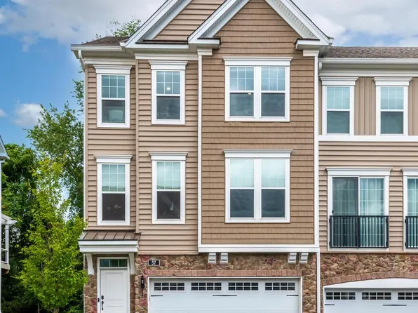 57 Lila Ln, Downingtown, PA 19335