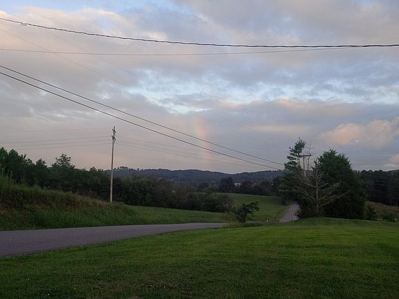 Cross Valley Road View