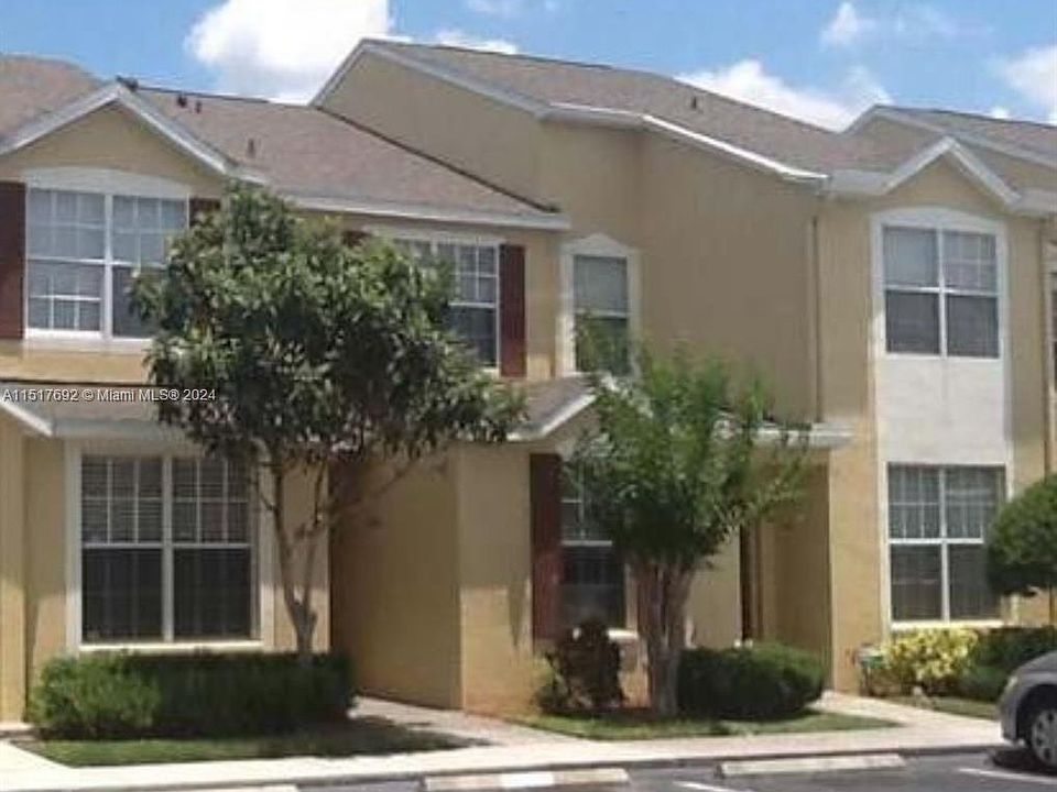1st image of 10408 Heron Lake Dr