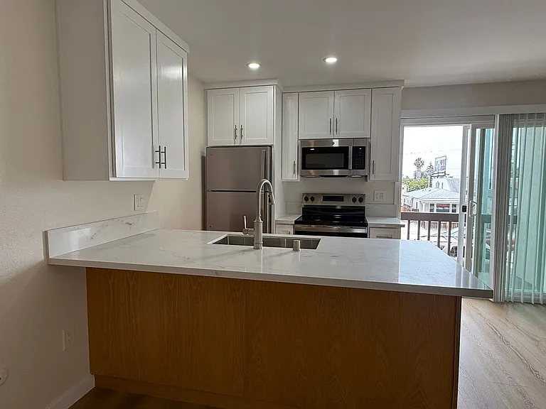 1966 Hornblend St — Photo 1