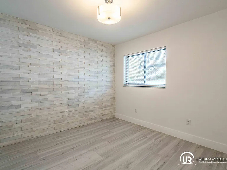 3265 Virginia St #24 — Photo 17