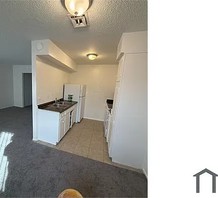 2601 Cedar Ave #3 — Photo 5