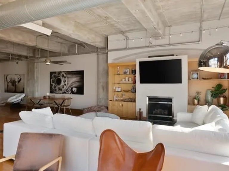 Grace Lofts — Photo 16