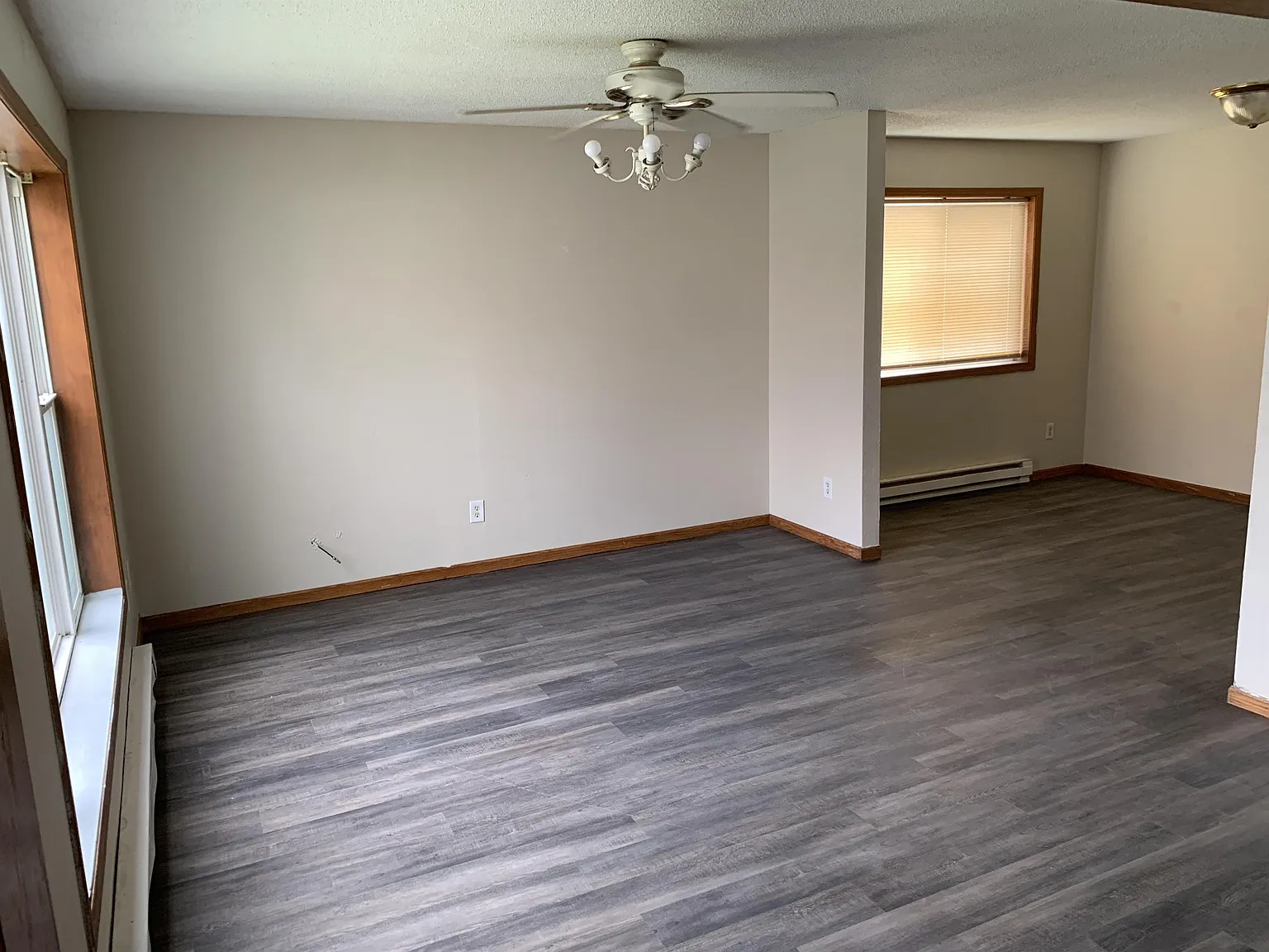 2101 Bryant Ave N - 0 — Photo 3