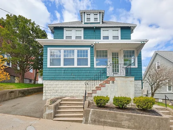15 Grayson St, Dorchester, MA 02124