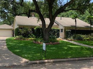 11014 Chevy Chase Dr, Houston, TX 77042
