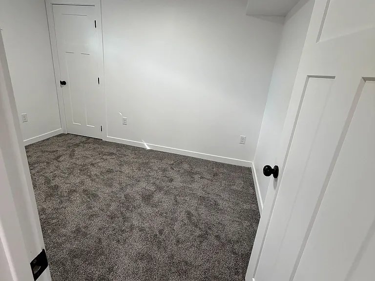 965 Amethyst St — Photo 10