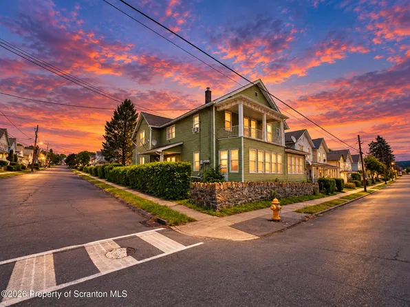 1830-1832 Washburn St, Scranton, PA 18504