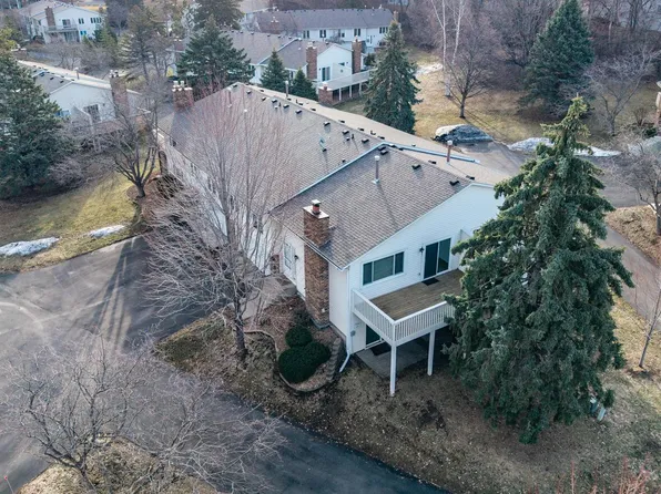1711 W 140th St, Burnsville, MN 55337