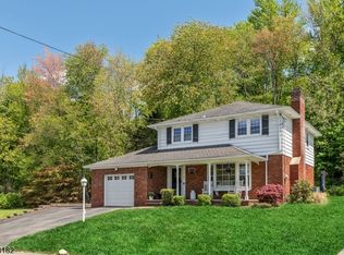 5 East St, Wanaque Boro, NJ 07465