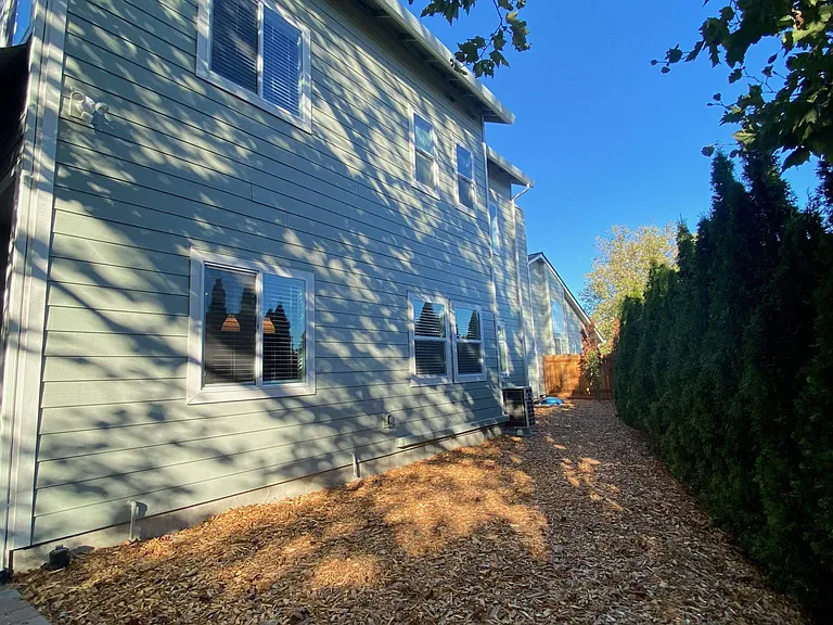 4073 NW 175th Pl #A — Photo 29