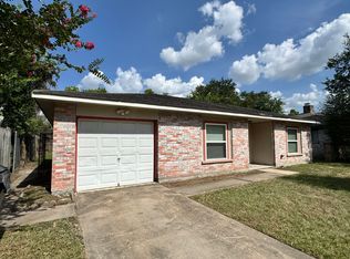 9606 Shady Tree Ln, Houston, TX 77086