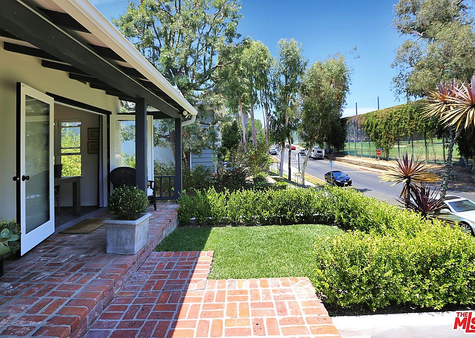 1st image of 2515 Patricia Ave