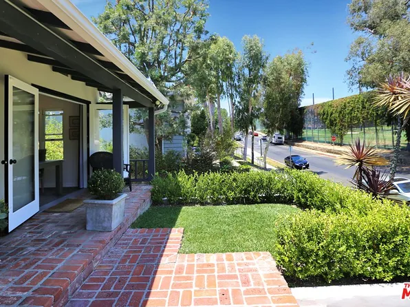 2515 Patricia Ave, Los Angeles, CA 90064