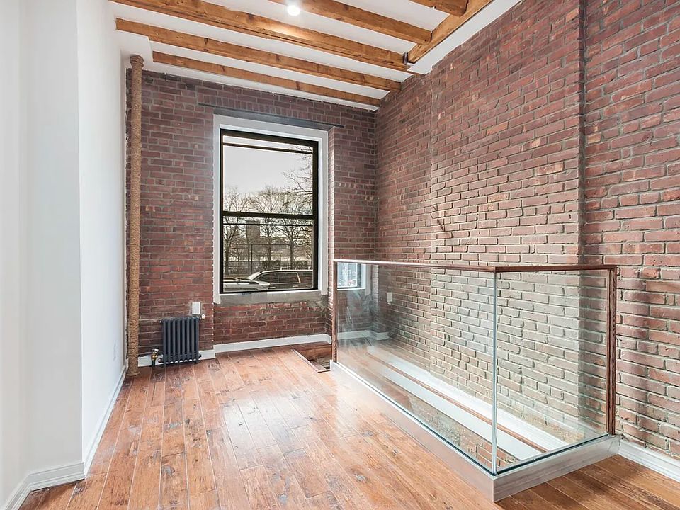 1st image of 53 Monroe St APT 1