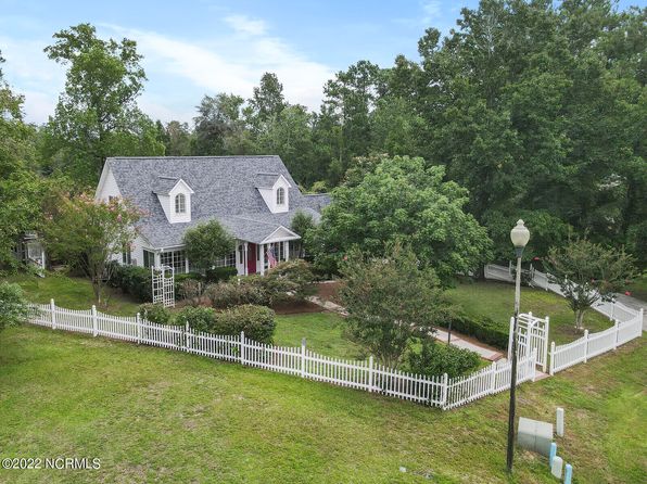 104 Lunington Mill Circle, Burgaw, NC 28425