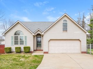 1921 Pacific Pl, Murfreesboro, TN 37128