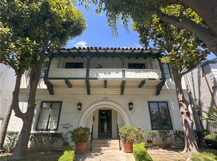 137 S Roxbury Dr, Beverly Hills, CA 90212