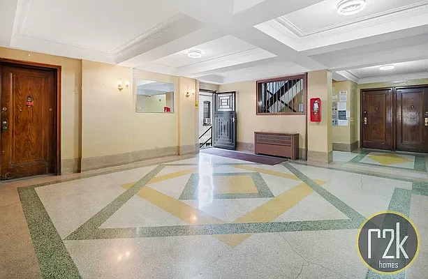 Rented by Realty 2000 Corp | media 20