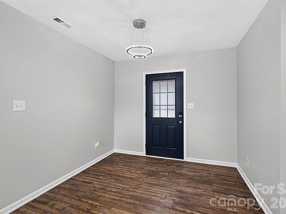 5th image of 901 Hasty Rd