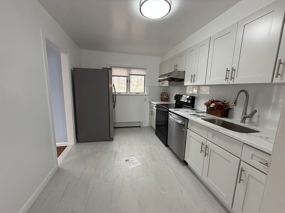 1st image of 36 Mallard Ave Floor 2